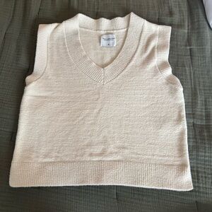 Abercrombie cream vest